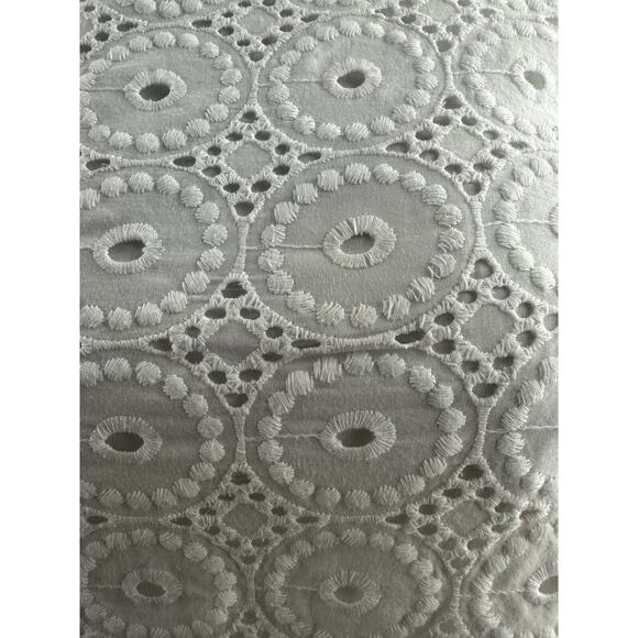 Lilly Pulitzer Crochet Eyelet Blouse Cap Short Sleeve Ruffle Button Back Size 8 - Picture 12 of 15